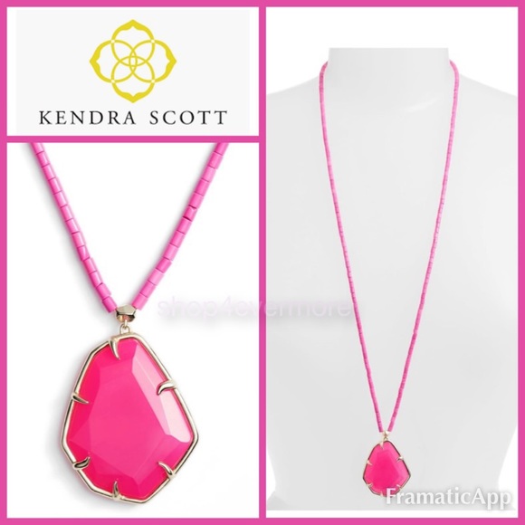 Kendra Scott Jewelry - 🎃🎃🆕💗KENDRA SCOTT Beatrix Pendant Necklace
